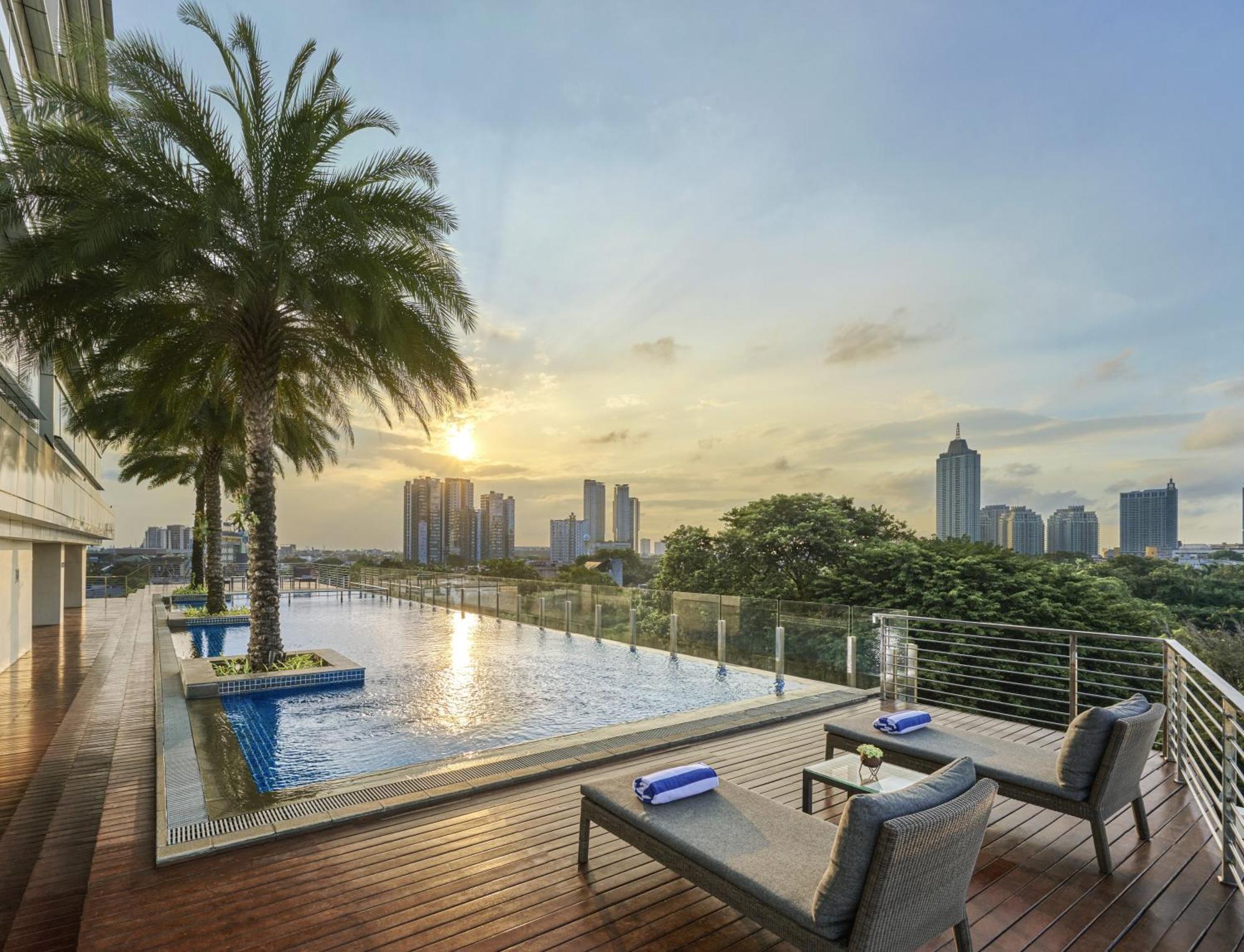 Oakwood Suites La Maison Jakarta Extérieur photo